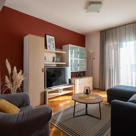 3 Bedroom Awesome In * Prkos