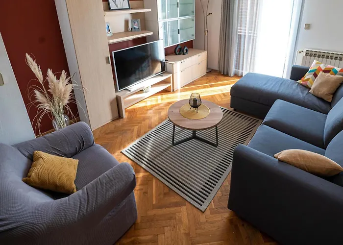 Apartman In With Wifi Prkos