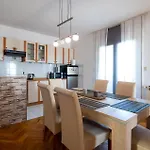 Lovely In Appartamento Prkos