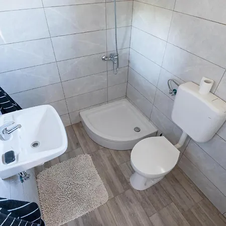 3 Bedroom Awesome In