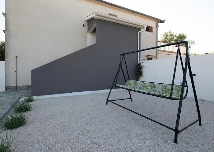 شقة In With Wifi *