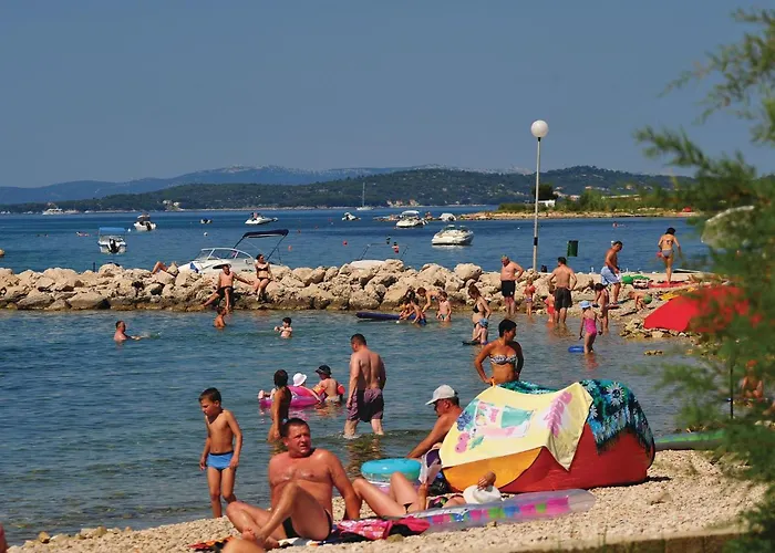 In With Wifi شقة *